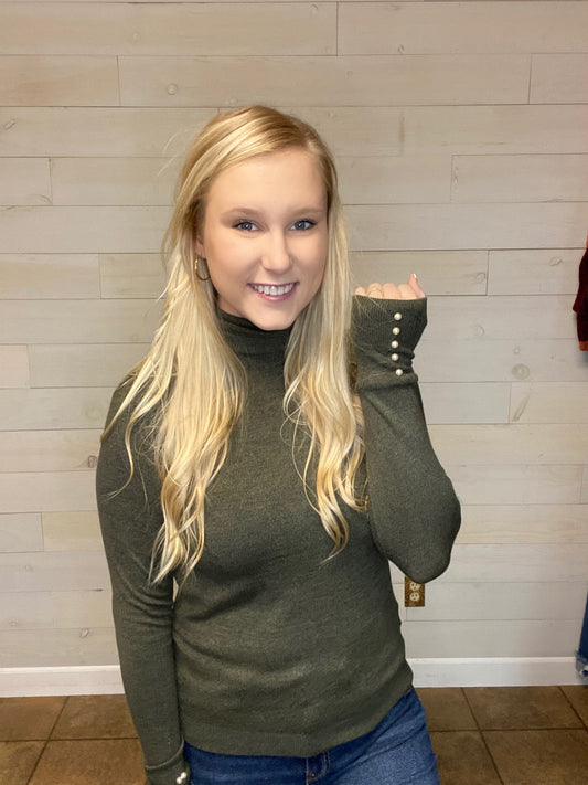 Pearl Button Long Sleeve Top