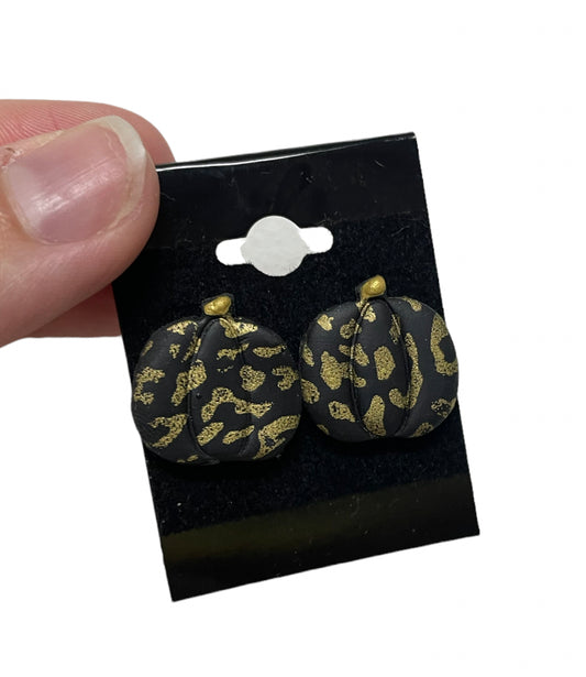 Pumpkin Stud Earrings