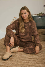 Load image into Gallery viewer, Western Print Crew Neck Knit Top