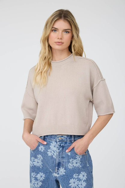 EXPOSED SEAM DROP SHOULDER SHORT SLEEVE PULLOVER