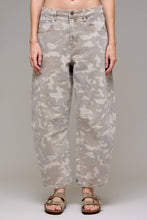 Load image into Gallery viewer, Hideout Tan Camo Cropped Barrel Jeans