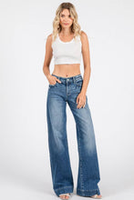 Load image into Gallery viewer, City Stroll Wide Leg Trouser Jeans