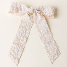 Load image into Gallery viewer, Flower Scallop Hair Bow