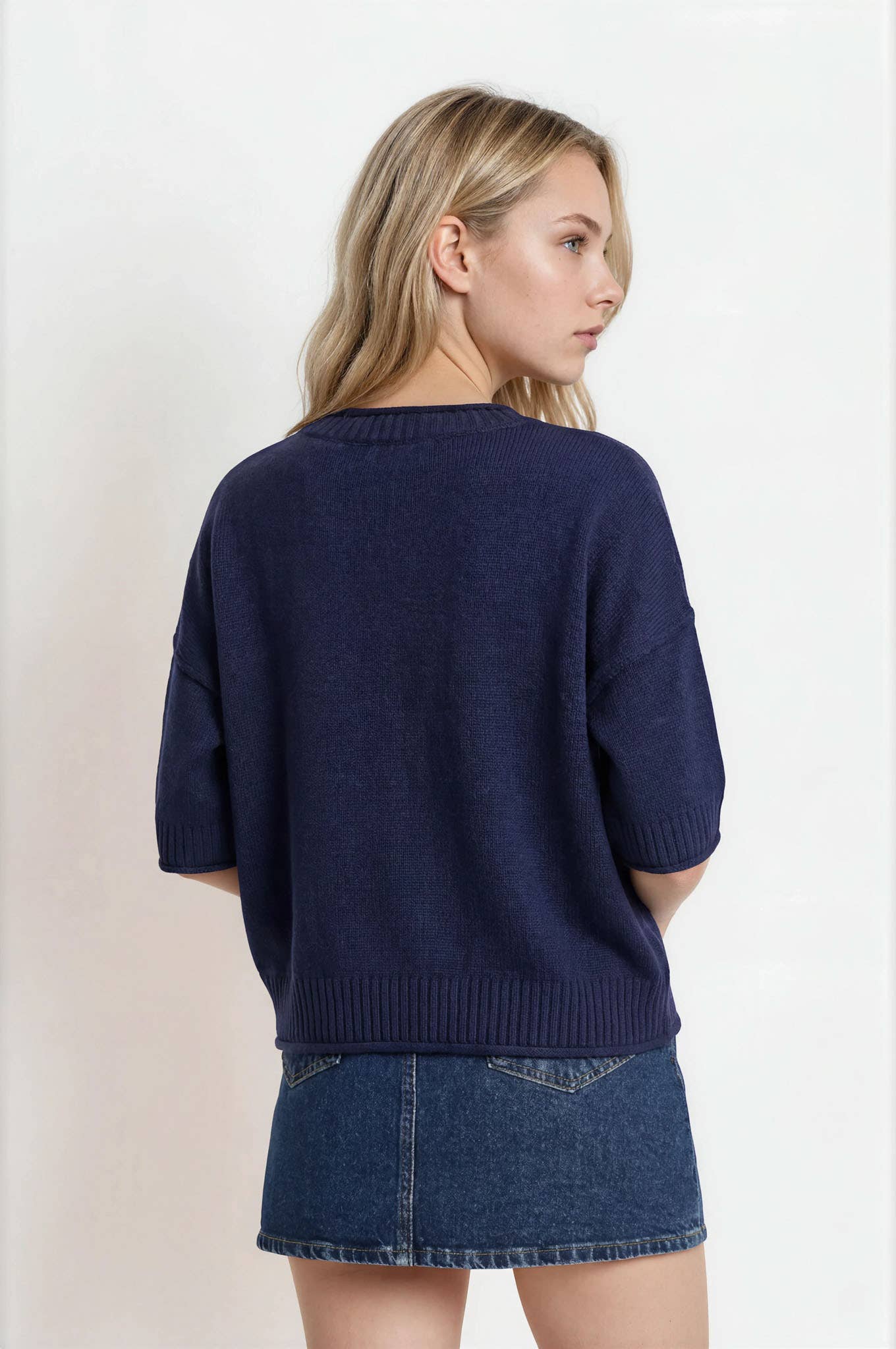 EXPOSED SEAM DROP SHOULDER SHORT SLEEVE PULLOVER