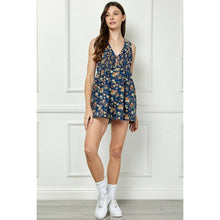 Load image into Gallery viewer, Floral Pleated V Neck Sleeveless Romper