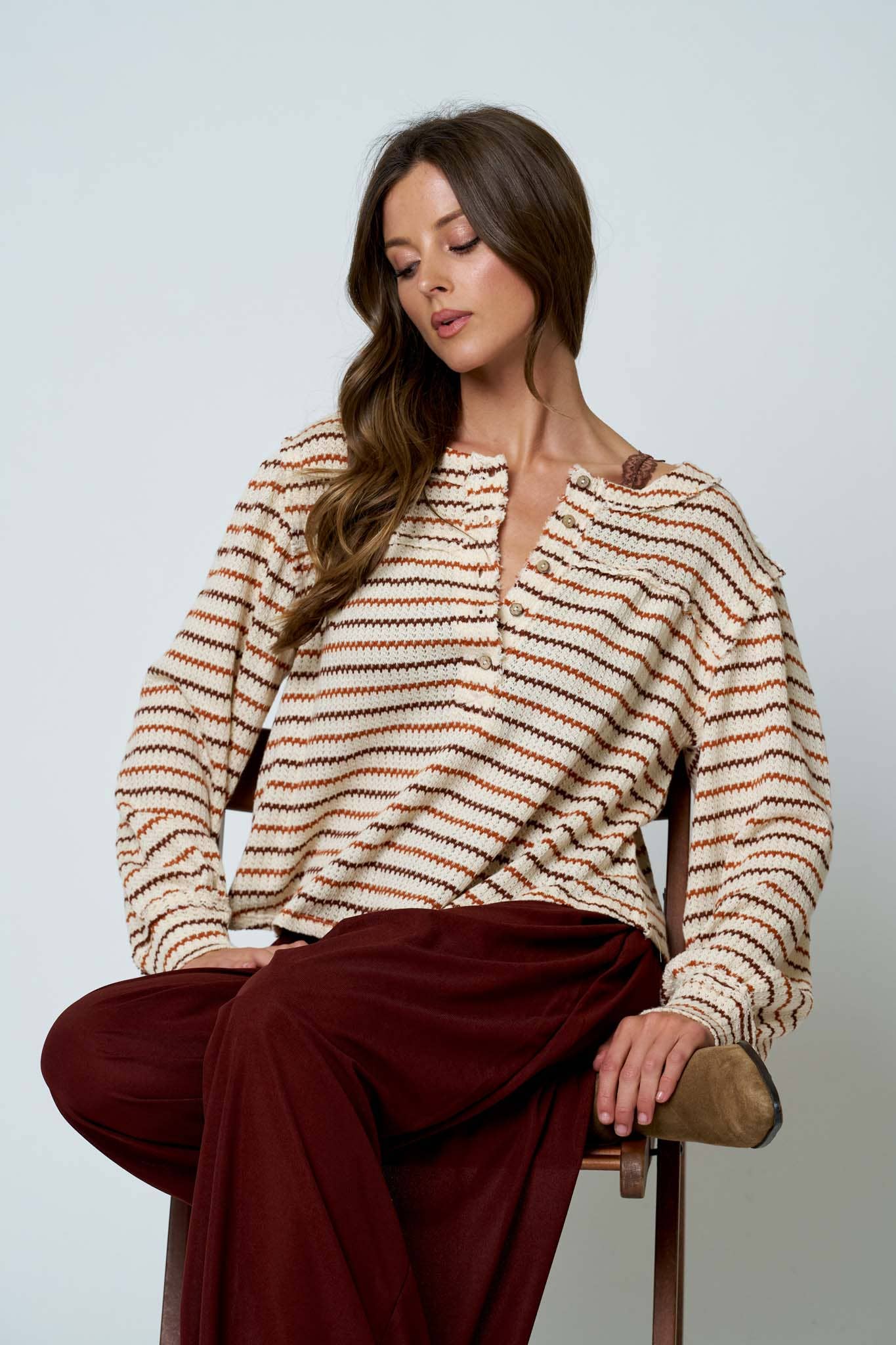 MULTICOLOR STRIPE YOKE DETAIL KNIT TOP