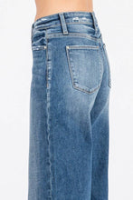 Load image into Gallery viewer, City Stroll Wide Leg Trouser Jeans