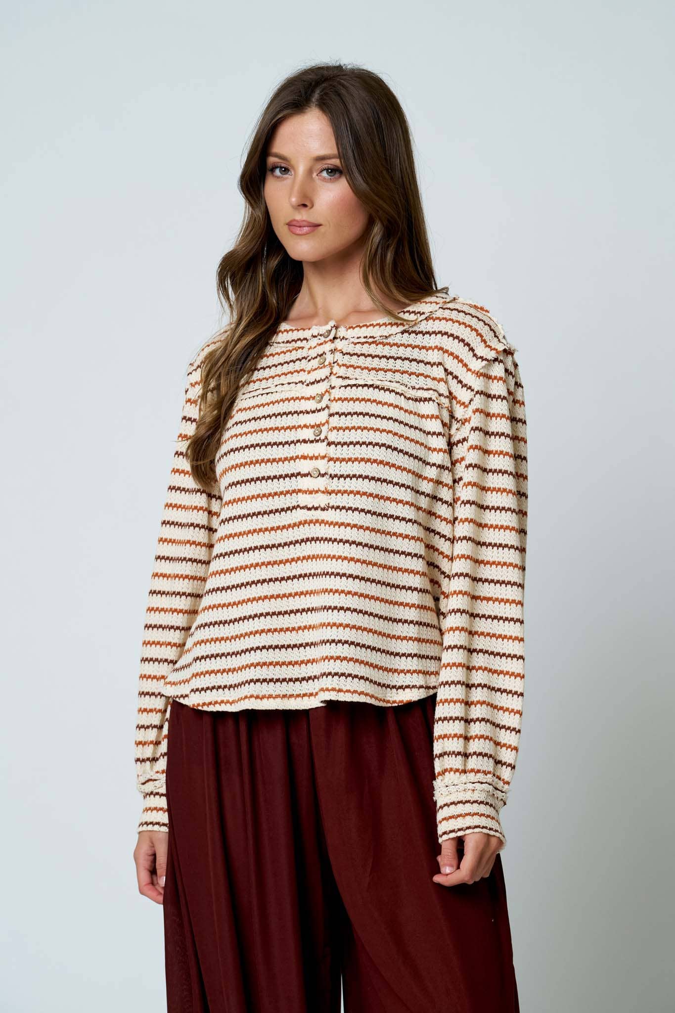 MULTICOLOR STRIPE YOKE DETAIL KNIT TOP