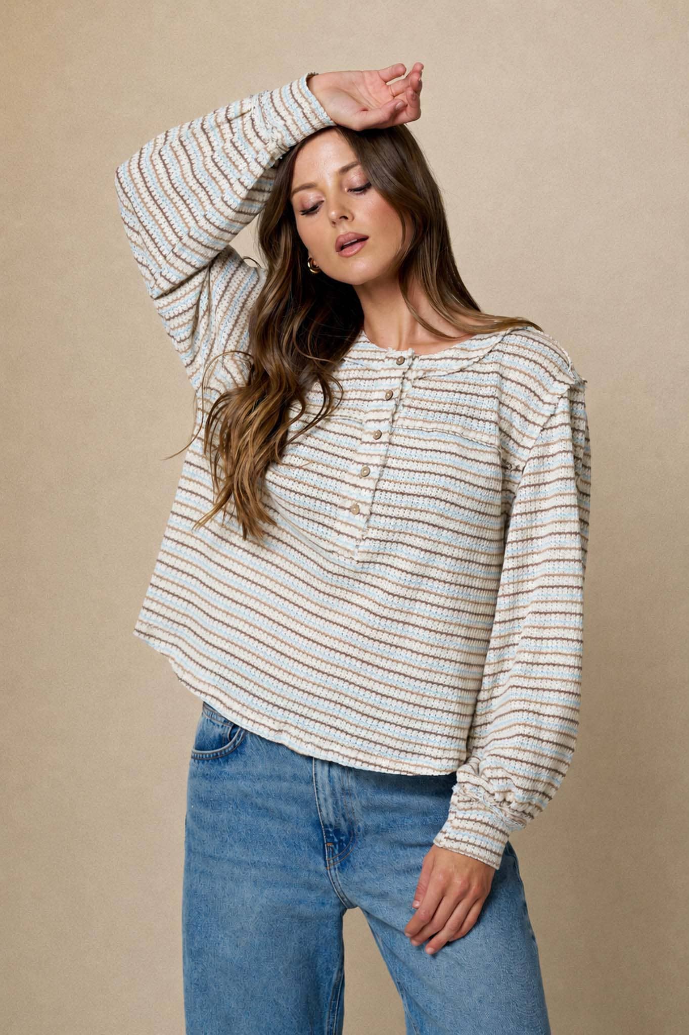 MULTICOLOR STRIPE YOKE DETAIL KNIT TOP