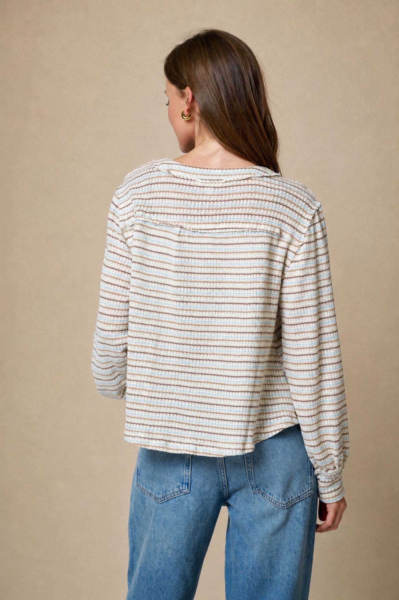 MULTICOLOR STRIPE YOKE DETAIL KNIT TOP