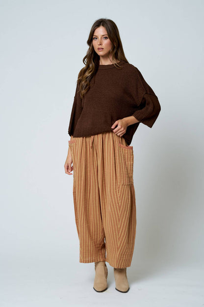 CREW NECK DROP SHOULDER RAW EDGE KNIT TOP