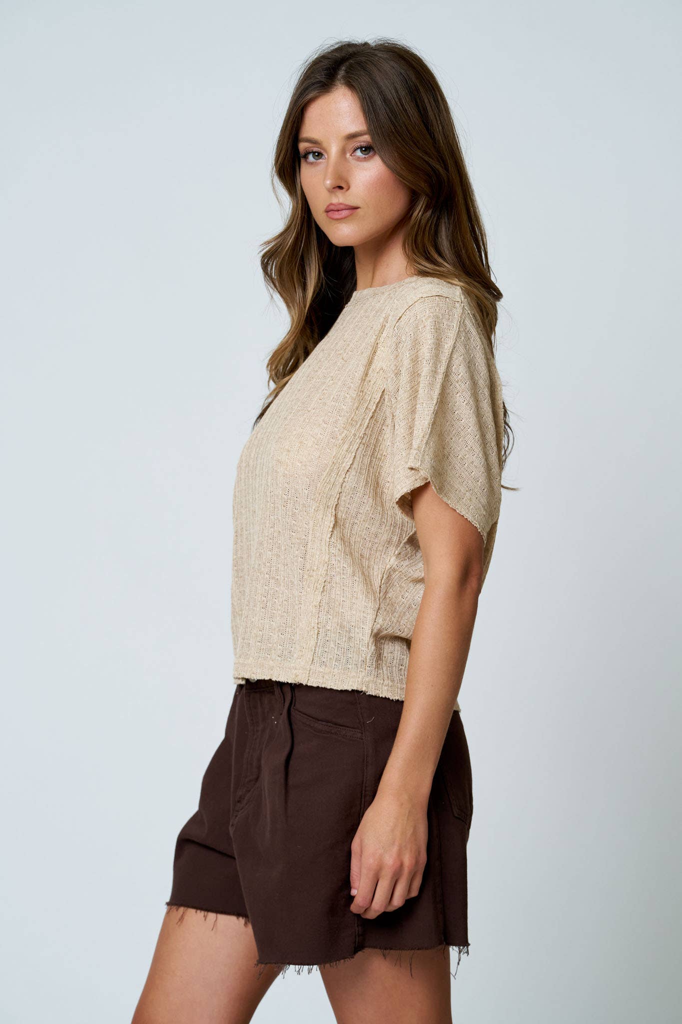 DOLMAN SHORT SLEEVE EXPOSED SEAM TEXTURED KNIT TOP