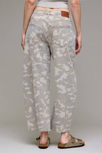 Load image into Gallery viewer, Hideout Tan Camo Cropped Barrel Jeans