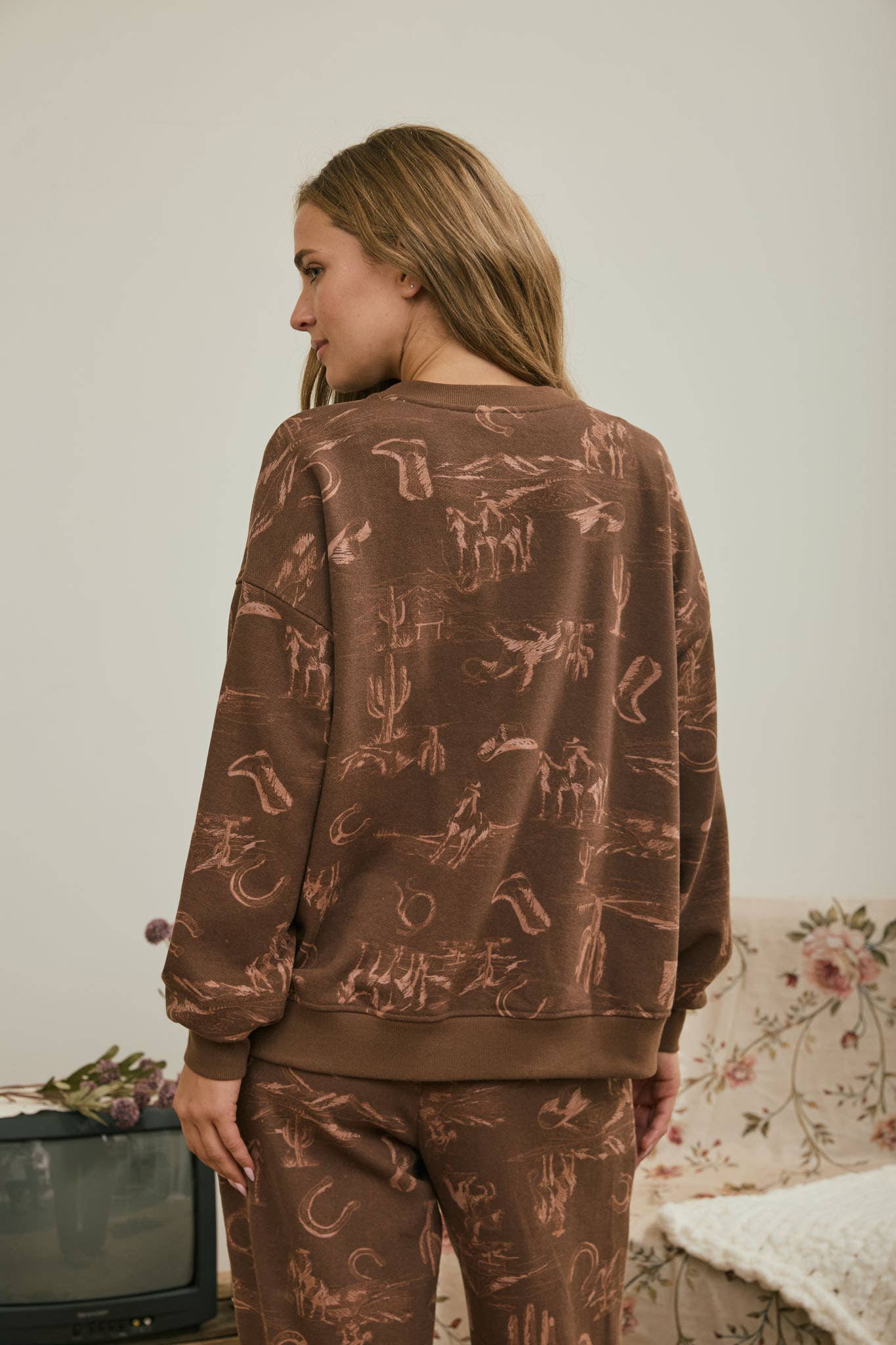 Western Print Crew Neck Knit Top