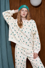 Load image into Gallery viewer, HOLIDAY TREE &amp; CANDY CANE CREW KNIT TOP