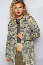 Load image into Gallery viewer, Hidden Agenda Camo Print Jacket