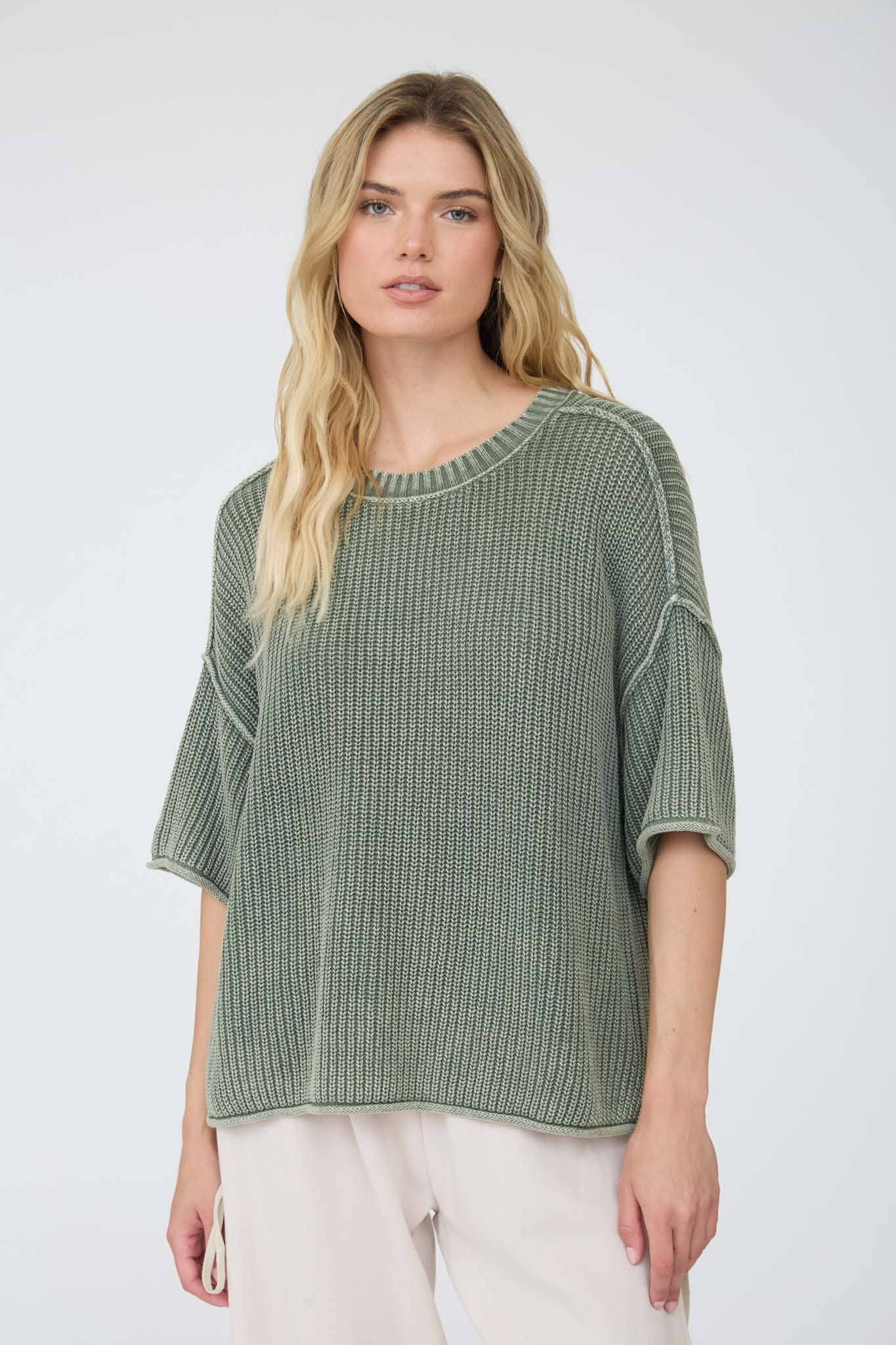 WASHED CREW NECK RAW EDGE SHORT SLEEVE SWEATER