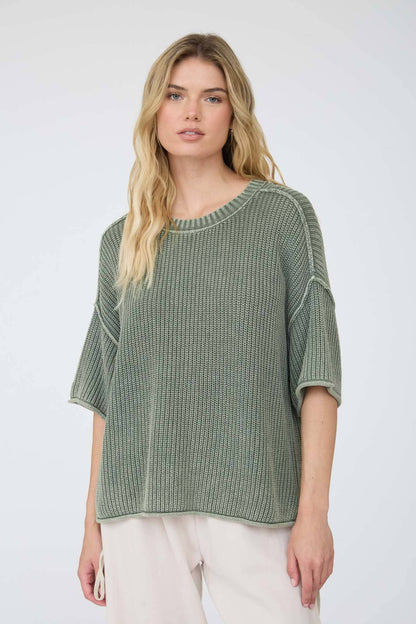 WASHED CREW NECK RAW EDGE SHORT SLEEVE SWEATER