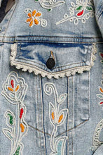 Load image into Gallery viewer, Wild Vine Floral Embroidery Denim Jacket