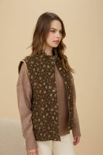 Load image into Gallery viewer, Feeling Social Floral Quilted Zip-Up Puffer Vest