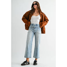 Load image into Gallery viewer, Favorite Pair Cropped Mica Jeans