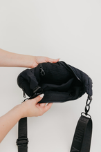 Load image into Gallery viewer, Onyx Crescent Bag