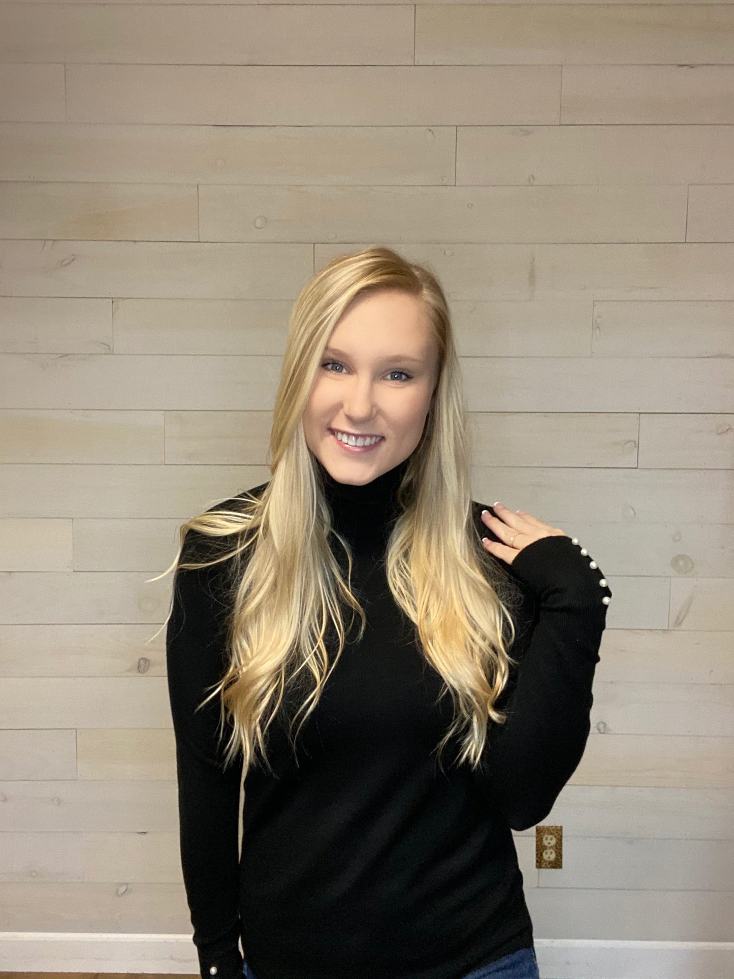 Pearl Button Long Sleeve Top