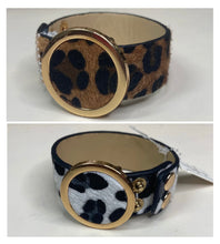 Load image into Gallery viewer, Cheetah Snap Closure Bracelets