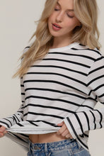Load image into Gallery viewer, Long Sleeve Round Neck Neck Y/D Stripe Tee