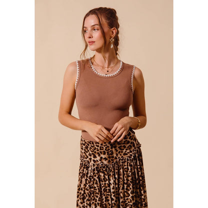 RIB SLEEVELESS TANK TOP EMBROIDERY DETAIL