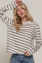 Load image into Gallery viewer, Long Sleeve Round Neck Neck Y/D Stripe Tee
