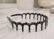 Load image into Gallery viewer, Leopard Zig-Zag Headband
