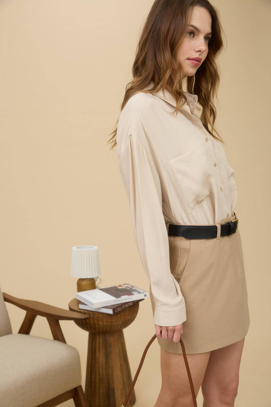 OVERSIZED BUTTON DOWN LONG SLEEVE SHIRT