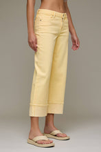 Load image into Gallery viewer, Mellow Yellow Cuffed Mid Rise Petite Dad Jean