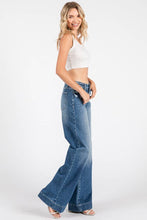 Load image into Gallery viewer, City Stroll Wide Leg Trouser Jeans