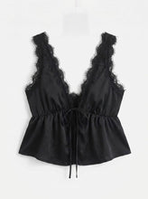 Load image into Gallery viewer, Simply Stunning Peplum Top