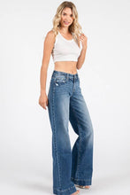 Load image into Gallery viewer, City Stroll Wide Leg Trouser Jeans