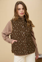Load image into Gallery viewer, Feeling Social Floral Quilted Zip-Up Puffer Vest