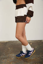 Load image into Gallery viewer, WIDE STRIPE ELASTIC WAIST KNIT SHORTS