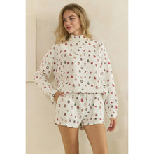 Load image into Gallery viewer, Cozy Holiday Print Lounge Shorts