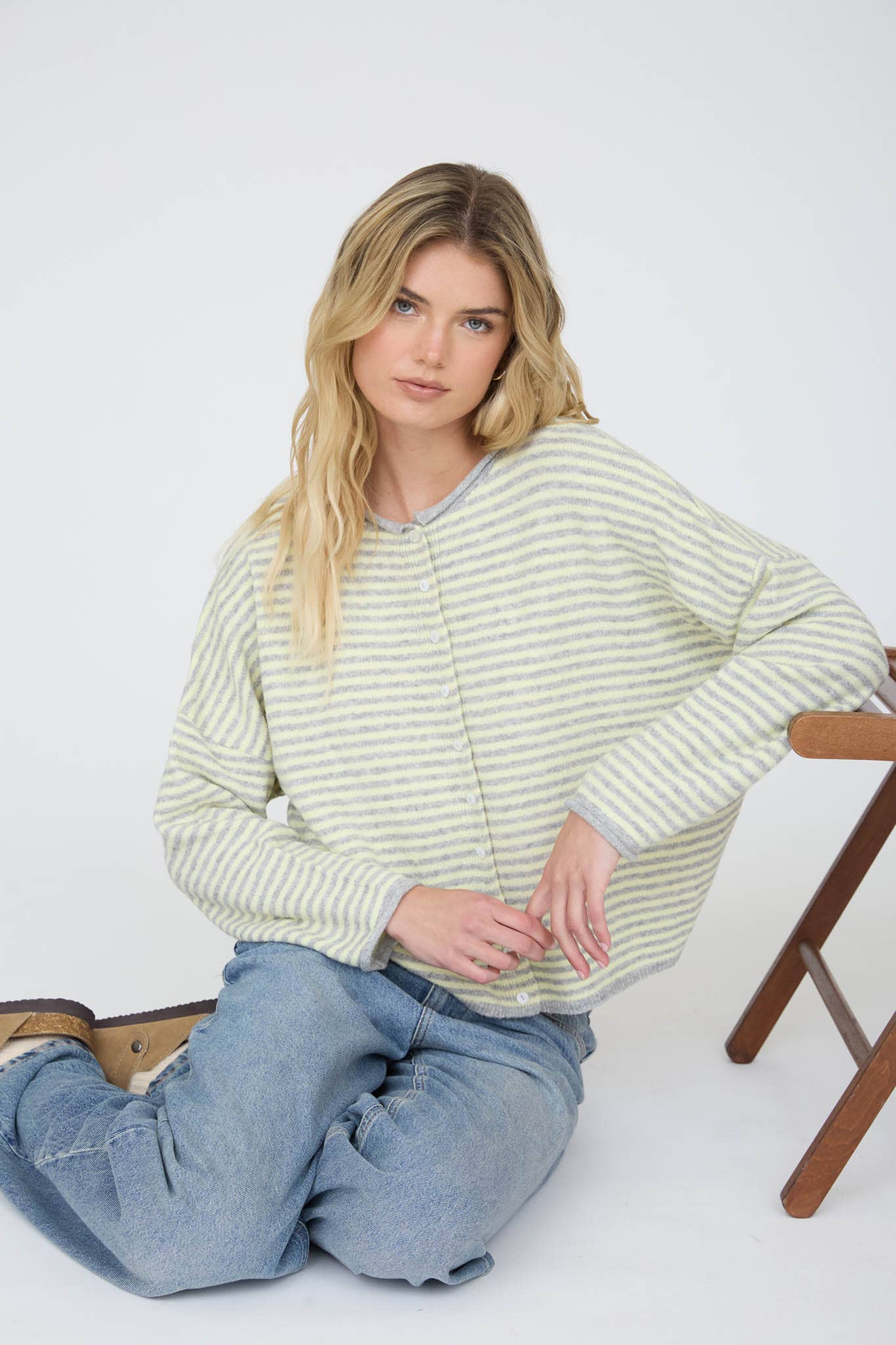 STRIPE RAW EDGE DROP SHOULDER KNIT CARDIGAN