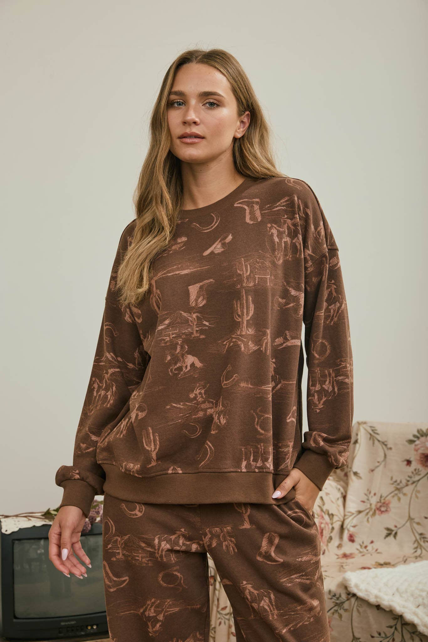Western Print Crew Neck Knit Top