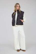 Load image into Gallery viewer, POLKA DOT &amp; BOW PATTERN PUFFER VEST