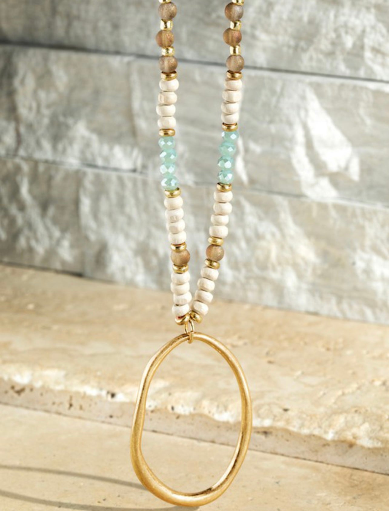 Metal Pendant Beaded Necklace