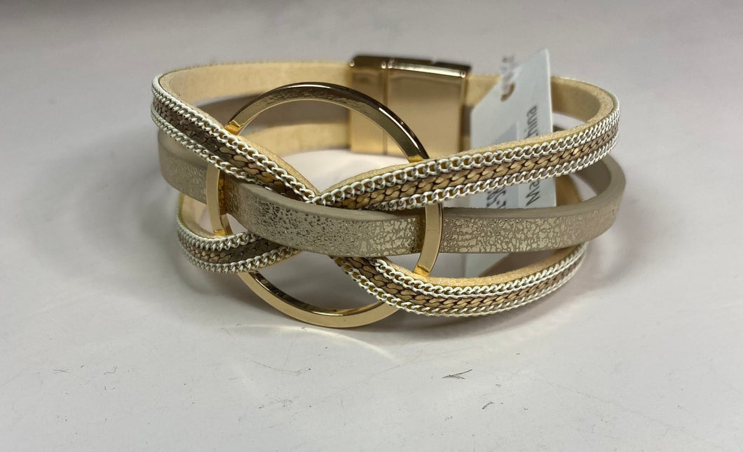 Gold Circle Intwined Magnetic Bracelet