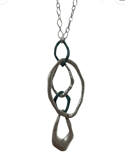Twister Necklace Set